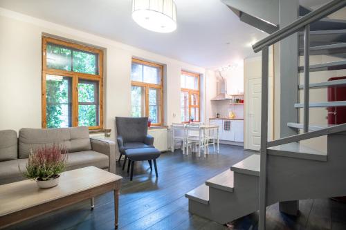 Dream Stay - Bright 2-Bedroom 2-Floor Old Town Apartment Tallinn