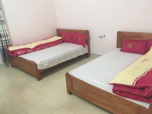 2 queen beds