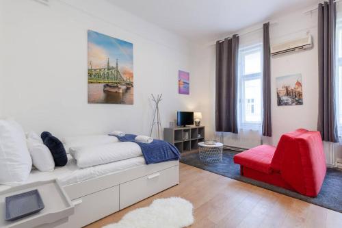  Your Sunny Buda Castle Tunnel Studio in Budapest