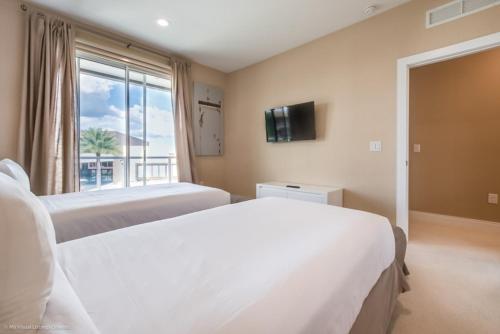 New Magic Village Townhome Free Shuttle To Disney Townhouse - image 9