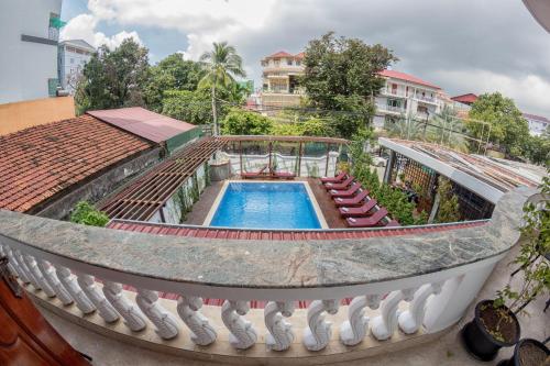 Poolside Villa