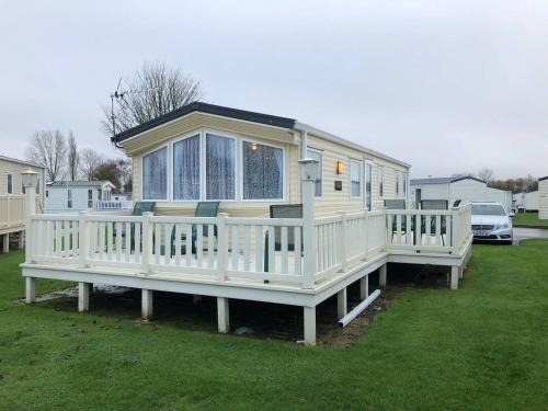 Caravan In The Cotswolds