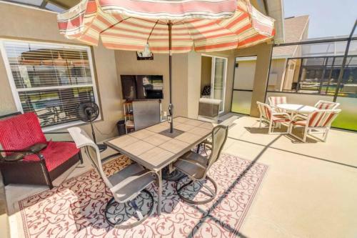Perfect Family Home South Facing Pool Sun All Day! Home - image 2
