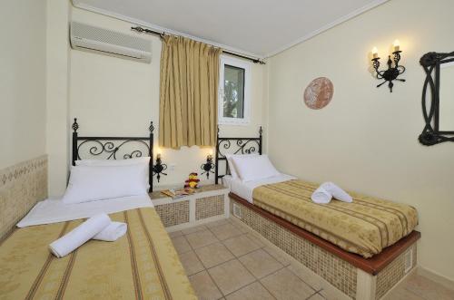 Paris Village Apartments - image 12