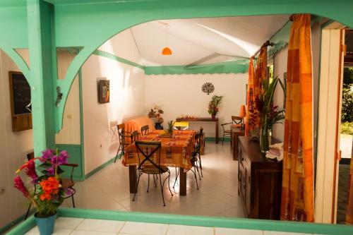 Facilities, Les jardins de Pointe Noire in Pointe-Noire