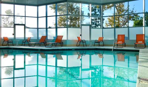 สระว่ายน้ำ, โรงแรมฮันทิงตัน บีช (Hotel Huntington Beach) in ฮันติงตันบีช (CA)