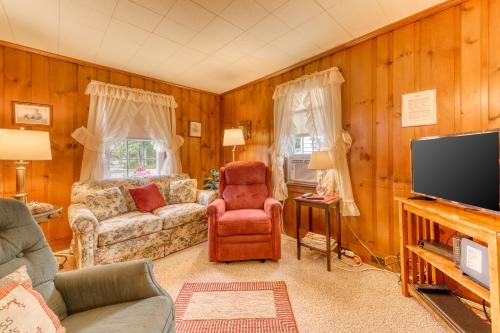 Cozy Cottage at the Beach - image 5