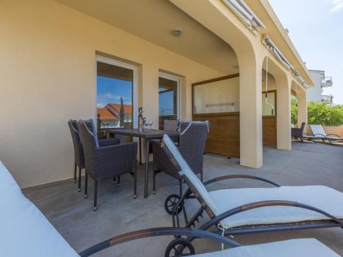 ระเบียง/ชานเรือน, Apartments NINAC in เคลโนวิกา