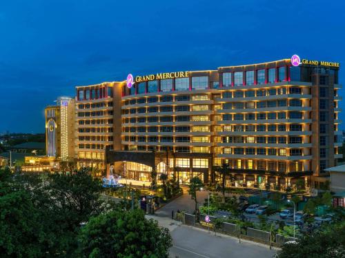 . Grand Mercure Yangon Golden Empire