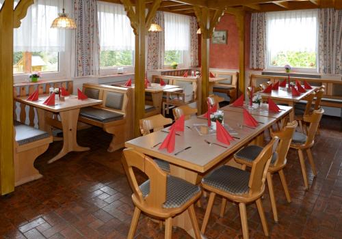 Restaurant, Knaus Campingpark Lackenhauser in Neureichenau
