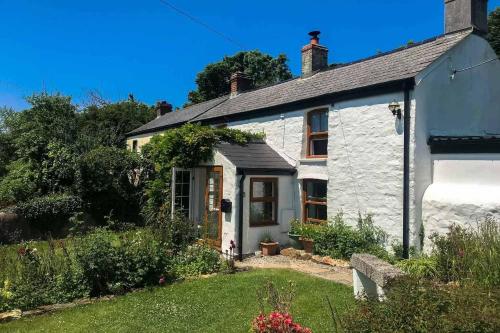 Hollowtree Cottage, , Cornwall
