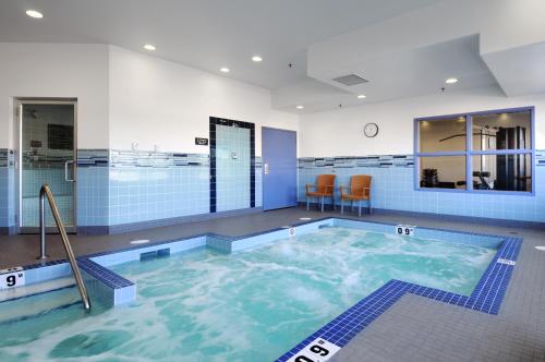 Karstais baseins, Canalta Hotel Tisdale in Tisdale (SK)