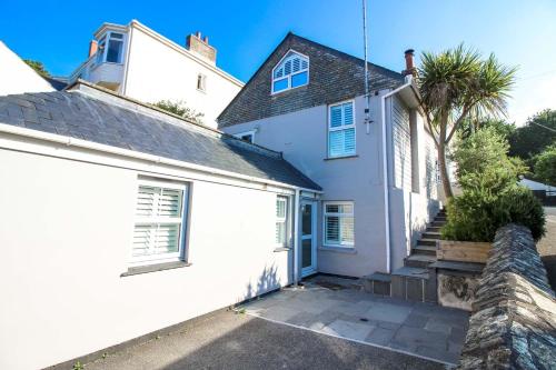 Sunshine Cottage - main image