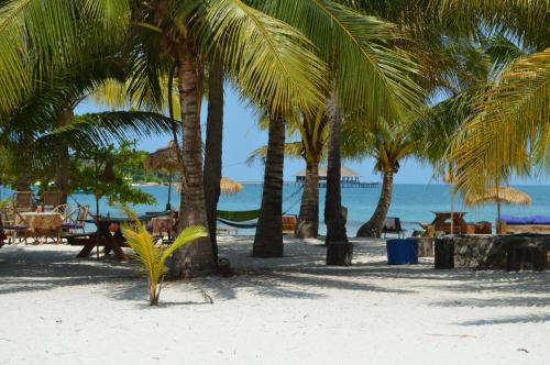 Palm Beach Bungalow Resort Koh Rong