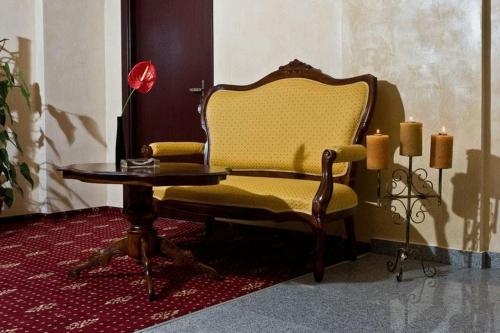 Hotel Maryo - image 9