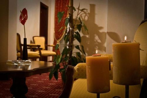Hotel Maryo - image 2
