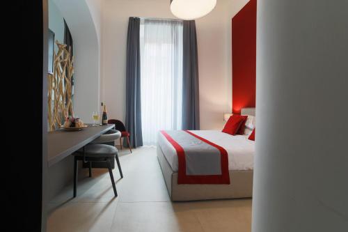 Bespoke Luxury Suites - image 4