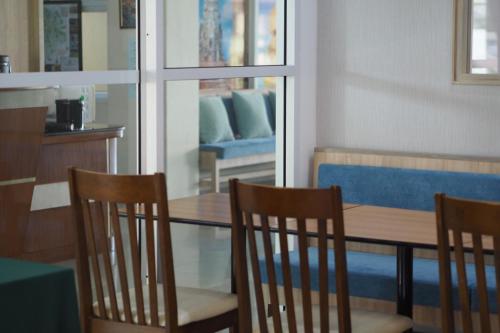 Létesítmények, Phromsuk Hotel Ayutthaya near Portugál telep