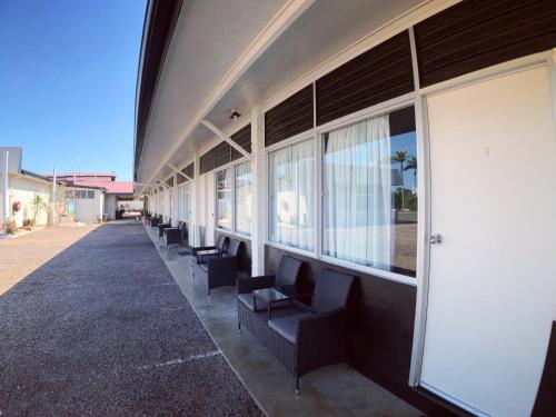 Tropical City Motor Inn in เอียร์