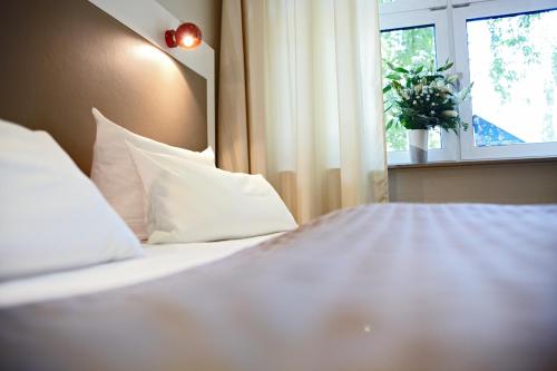 Hotel Domicil Hamburg by Golden Tulip - image 11