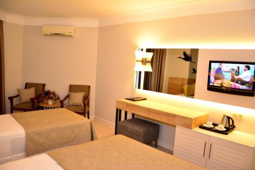 Nova Park Hotel - image 10