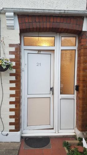 Mi Casa Your Place, Penge, London