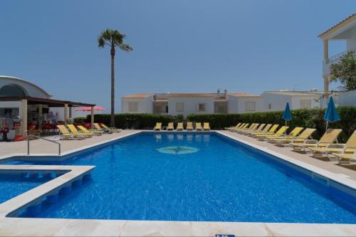  Akisol Albufeira Beach, Unterkunft in Albufeira