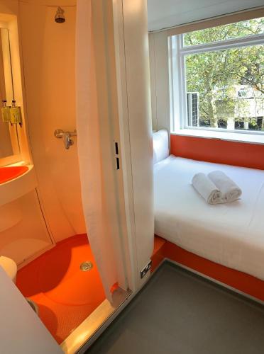easyHotel London South Kensington