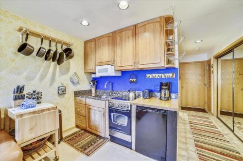 Cedar Lodge 309 - image 4