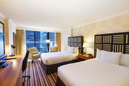 Pinnacle Hotel Harbourfront - image 2