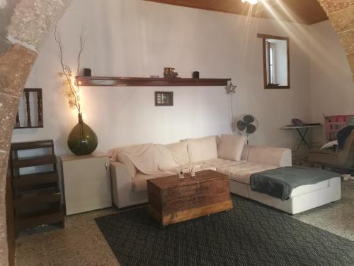  Casa de D in 85109 Gennadi