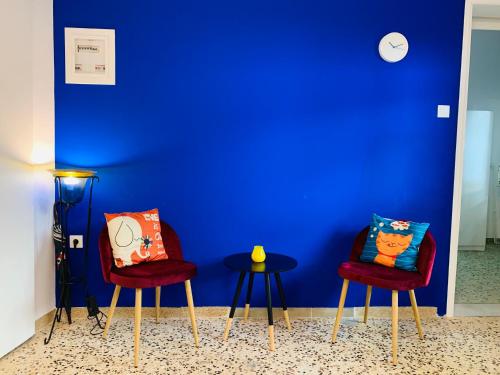  Blue and white in Athen