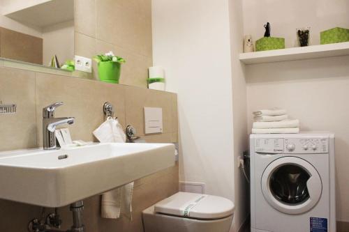 LEO Apartment FREE PARKING - Augusta, Bratislava (fotografie 4)