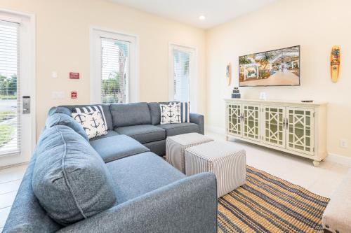Inviting Cottage near Disney with Hot Tub at Margaritaville 3048SR - image 6