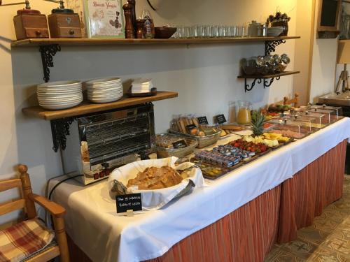 Hotel Colonial de Santillana - image 11