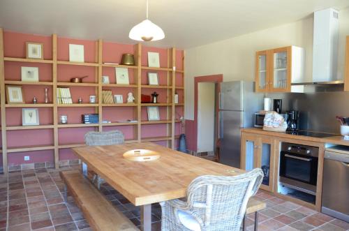 Gite Familial Chateau La Roche Racan in Saint-Paterne-Racan