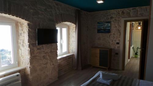 Holiday home Tanja - with pool - image 12