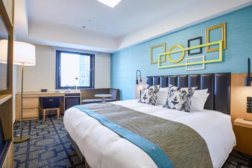 Deluxe Double Room image 6