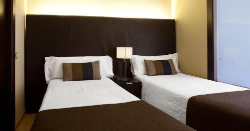 Aparthotel Senator Barcelona - image 12