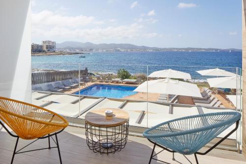 Sol Bahía Ibiza Suites - image 4