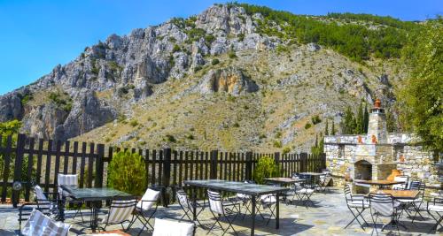 Makrinitsa Hotel Adam 2-Star Hotel view
