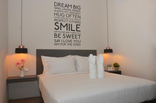 Superior Queen Room image 2