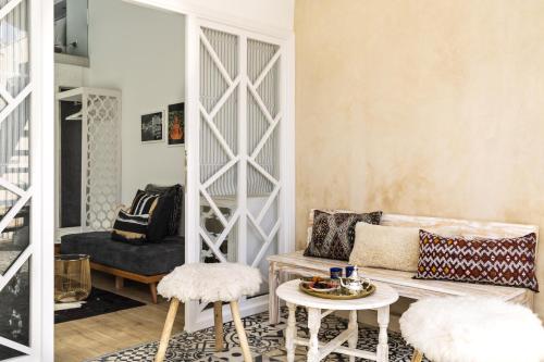 222954293 Suite Azur Hotel