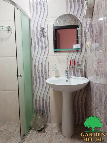 Garden Hotel – Kutaisi, IN