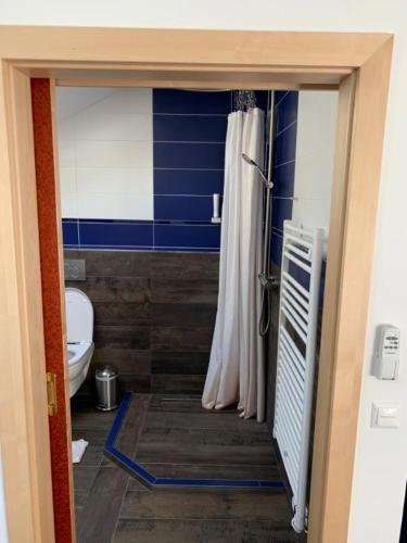 Hotel-Restaurant "Veldener Traumschiff" direkt am See in 2min im Zentrum – Velden, CA