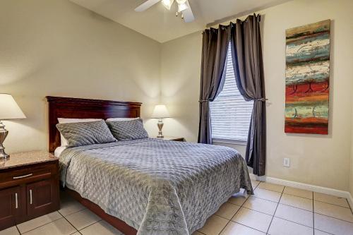 Villa Corporate 2 bedroom Suite Furnished Condo Houston 