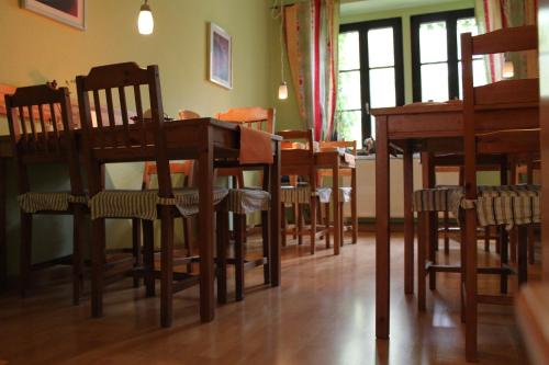 Hostel Louise 20 - image 8