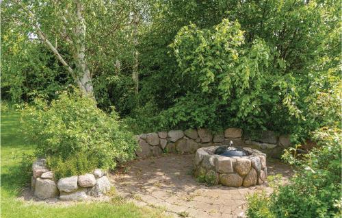 Garden, Cozy Apartment In Sydals in Traenge