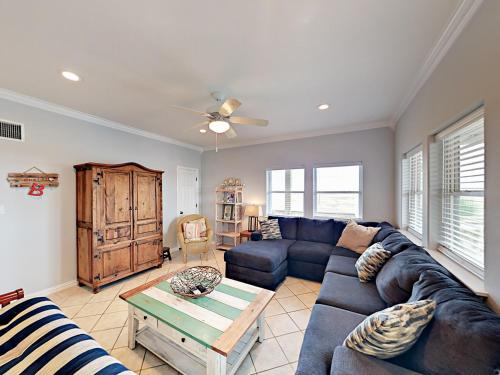Beach Duplex in Port Aransas 136 Townhouse - image 2