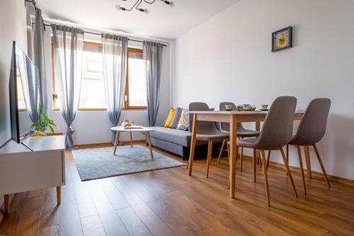 B&B Blagoevgrad - City View Apartment With 2 Bedrooms and Free Garage - Bed and Breakfast Blagoevgrad